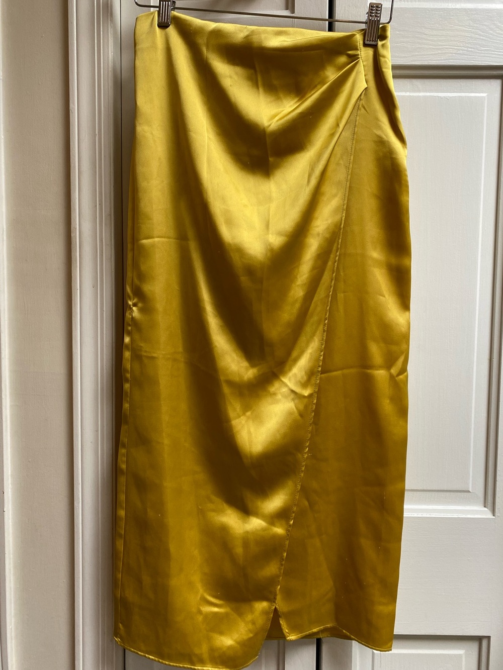 Zara Gold Satin midi Skirt - Shiny Gold Finish size S